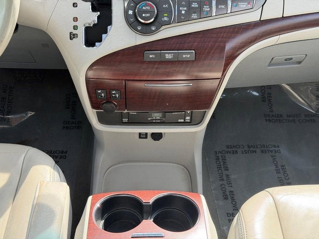 2011 Toyota Sienna XLE AAS