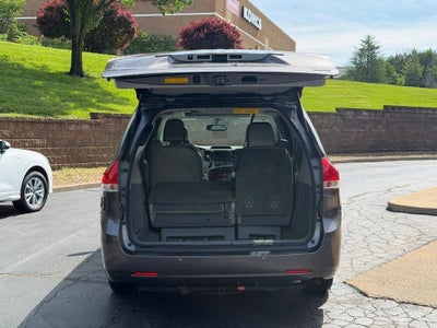 2011 Toyota Sienna XLE AAS