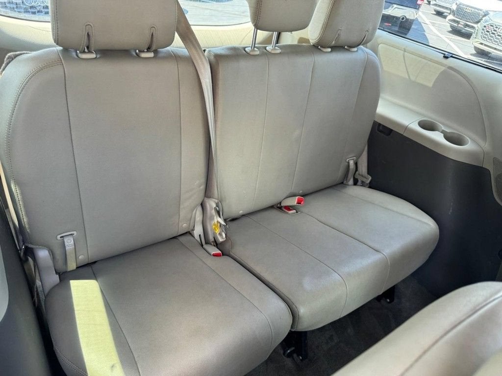 2015 Toyota Sienna XLE