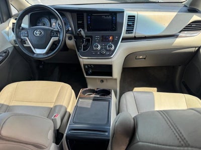 2015 Toyota Sienna XLE