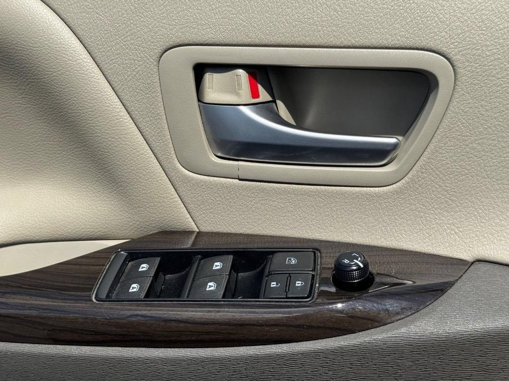 2015 Toyota Sienna XLE