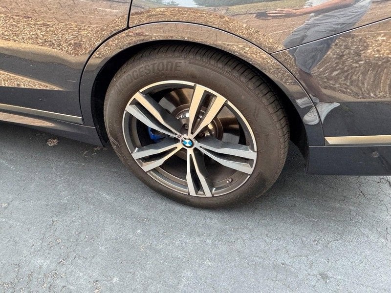 2021 BMW X7 M50i