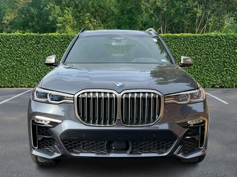 2021 BMW X7 M50i