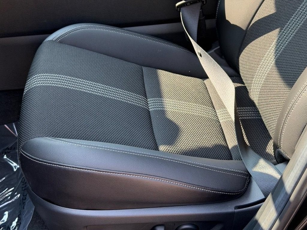 2025 Mazda Mazda CX-50 Hybrid Preferred Package