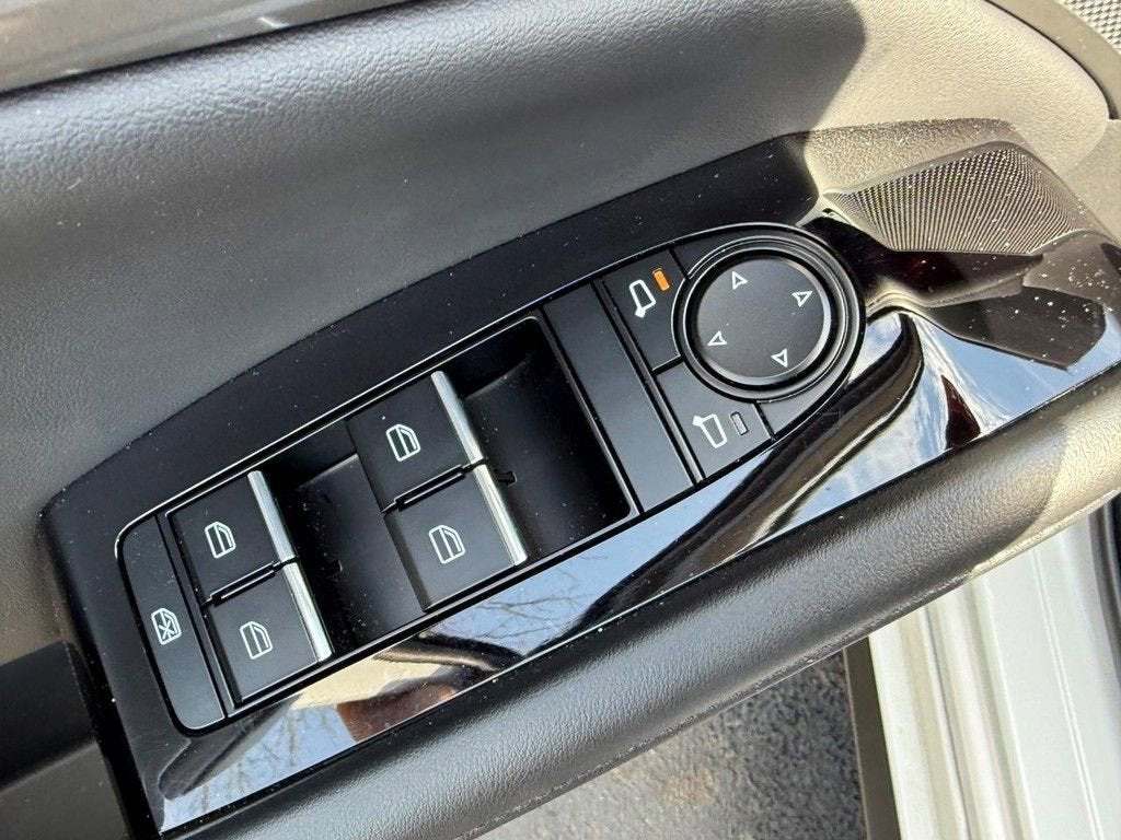 2025 Mazda Mazda3 Hatchback 2.5 S Select Sport