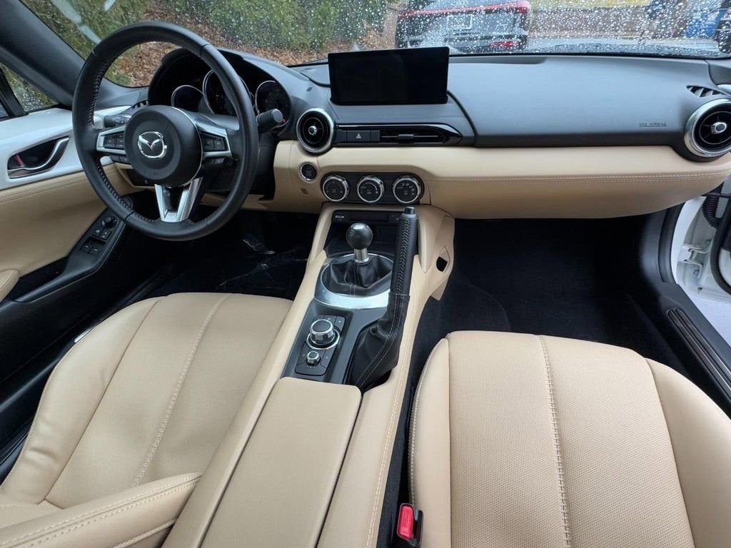 2025 Mazda Mazda MX-5 Miata RF Grand Touring