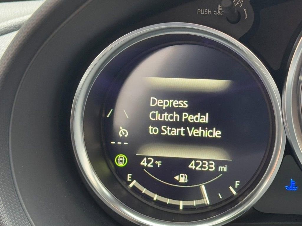 2025 Mazda Mazda MX-5 Miata RF Grand Touring