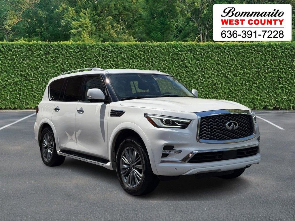 2022 INFINITI QX80 LUXE