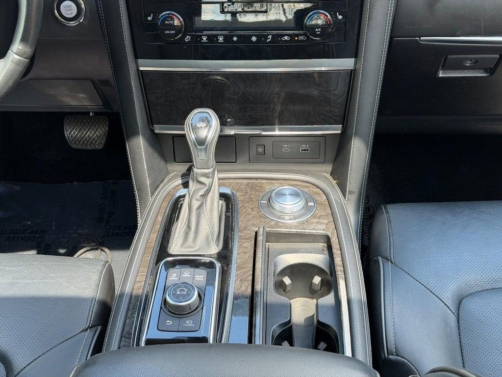 2022 INFINITI QX80 LUXE