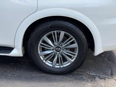 2022 INFINITI QX80 LUXE