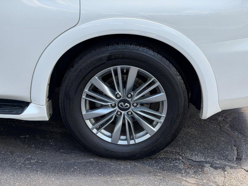 2022 INFINITI QX80 LUXE