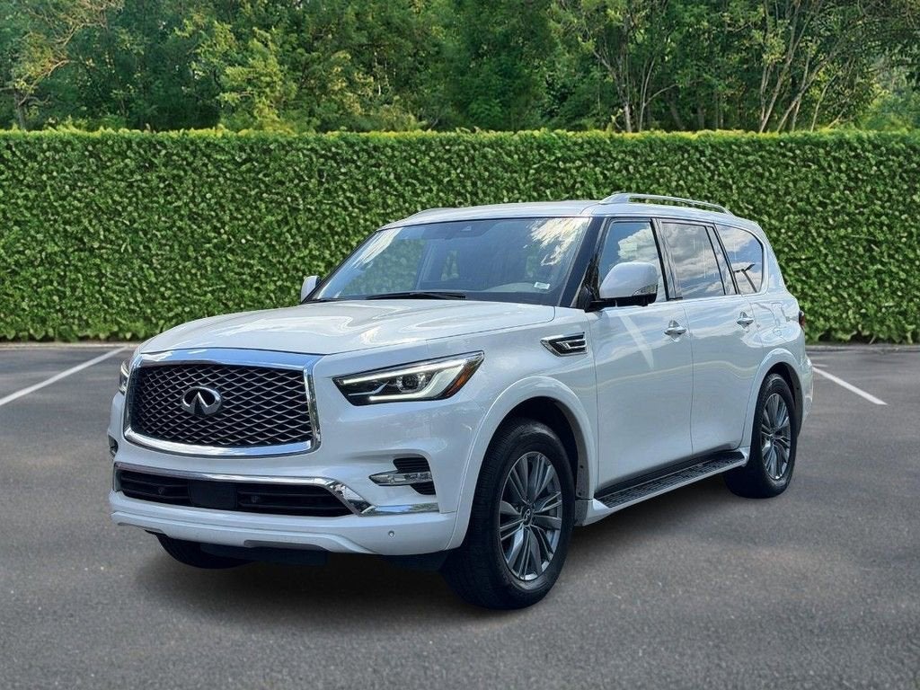 2022 INFINITI QX80 LUXE