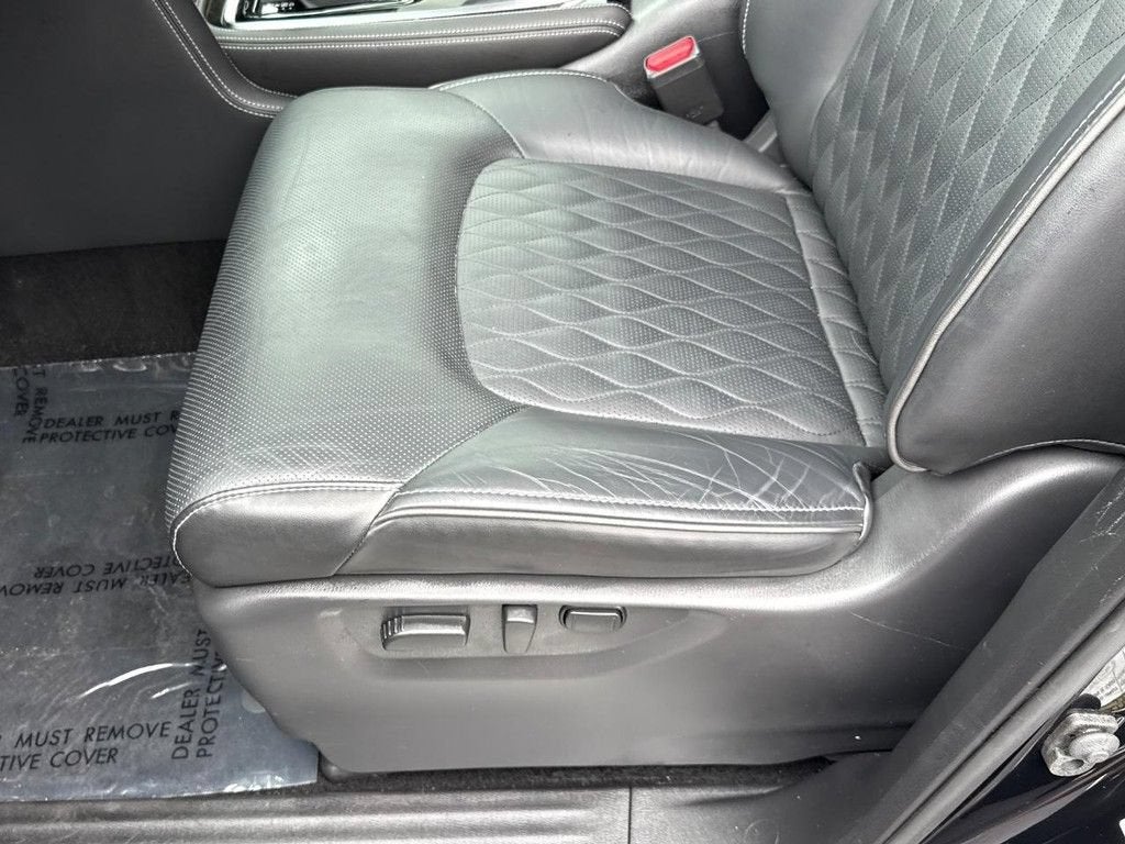 2023 INFINITI QX80 SENSORY