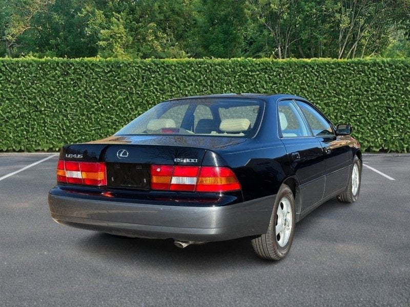1998 Lexus ES 300 Luxury Sport Sdn 4DR SDN AT