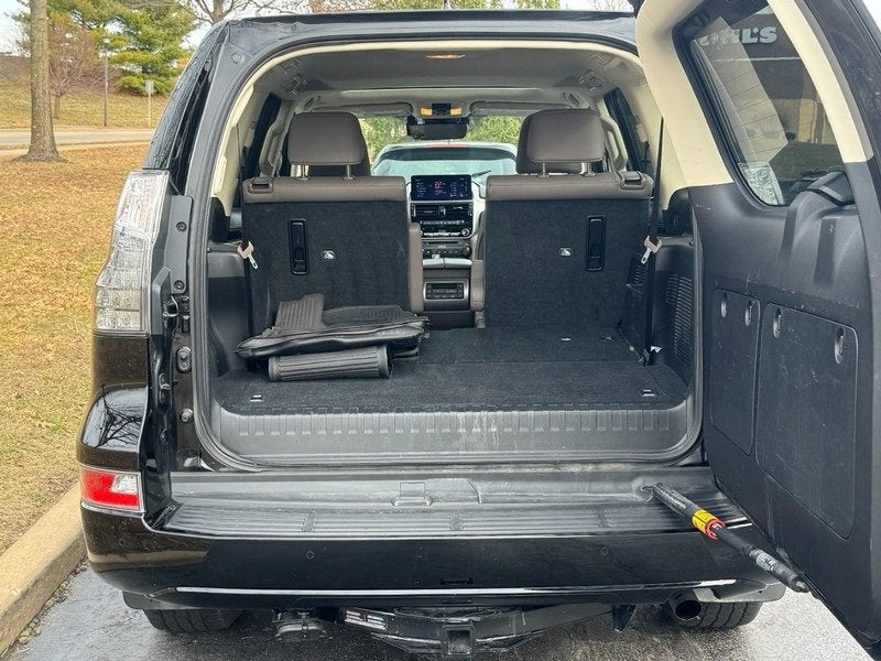 2023 Lexus GX GX 460 Premium