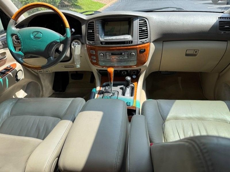 2005 Lexus LX 470 4DR SUV
