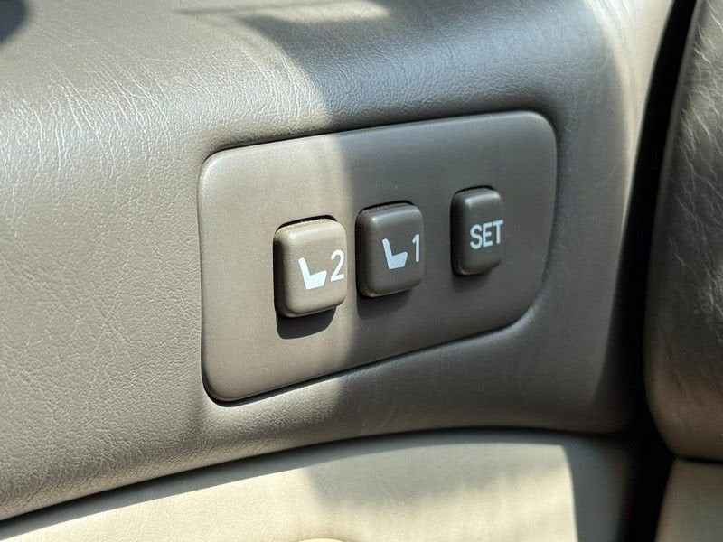 2005 Lexus LX 470 4DR SUV