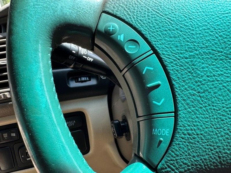 2005 Lexus LX 470 4DR SUV