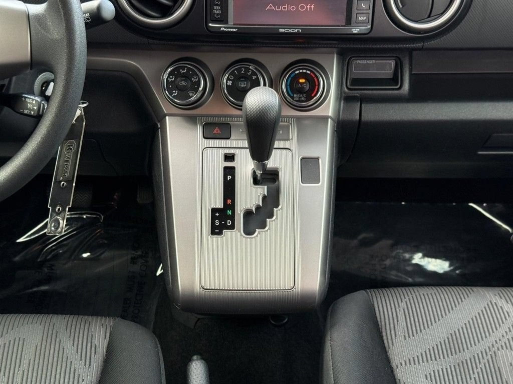 2013 Scion xB Base