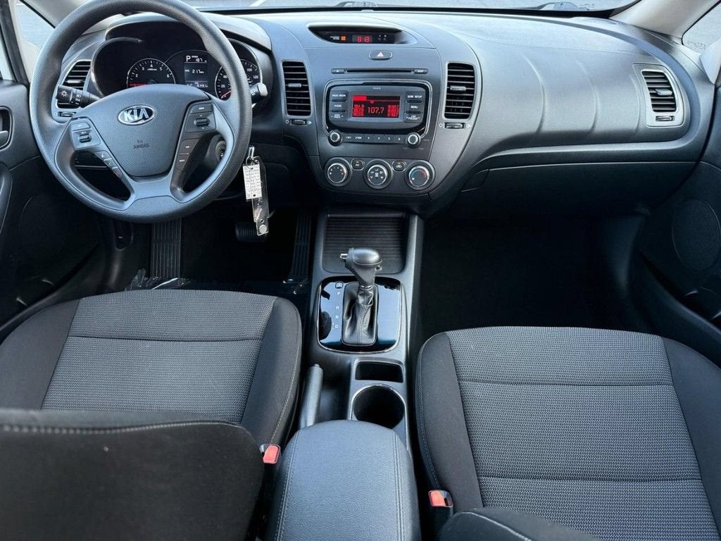 2017 Kia Forte5 LX