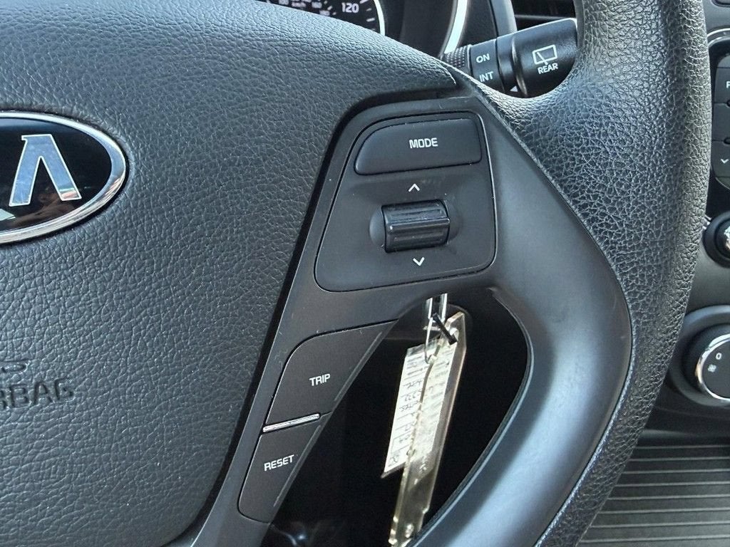 2017 Kia Forte5 LX