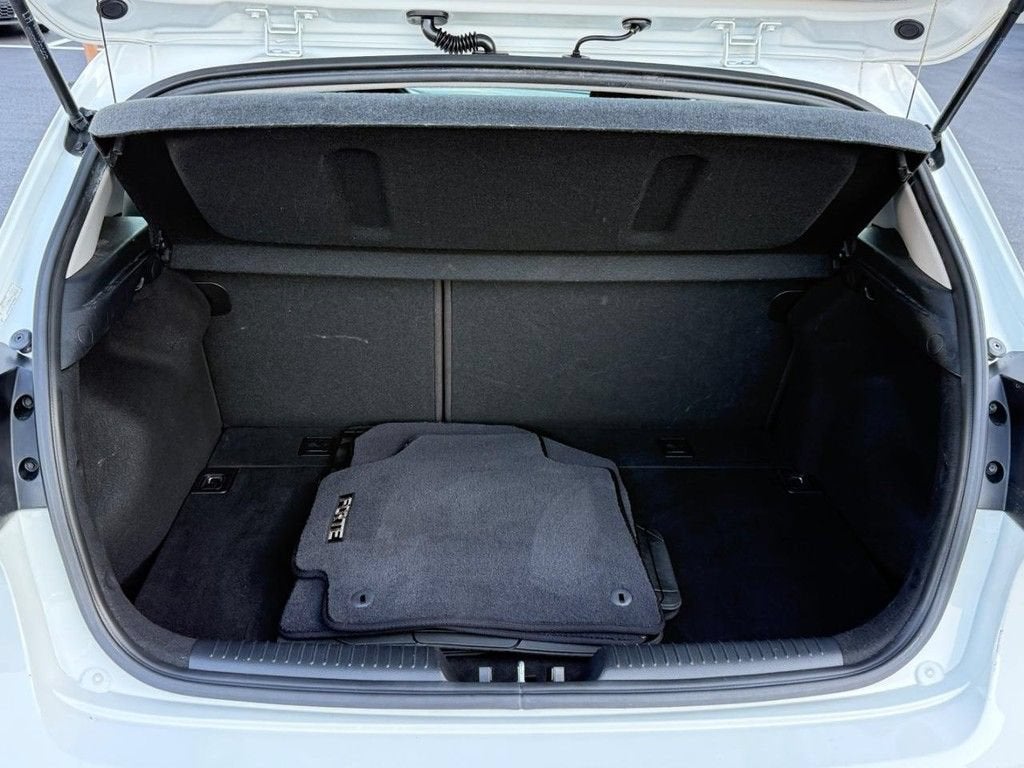 2017 Kia Forte5 LX