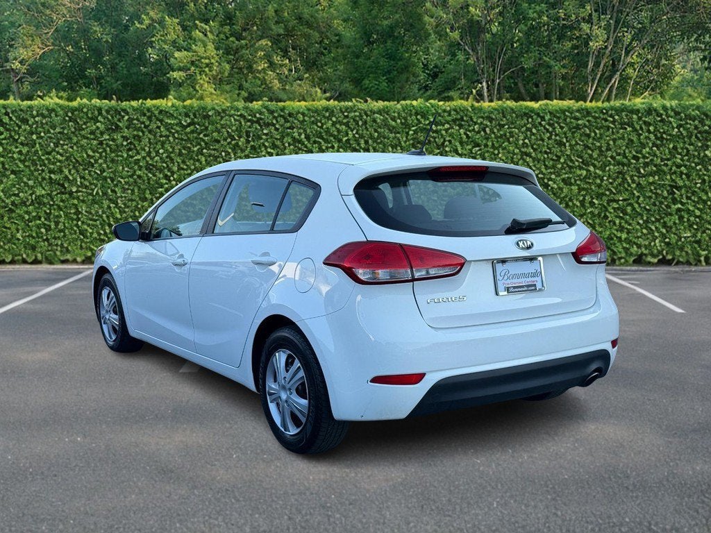 2017 Kia Forte5 LX
