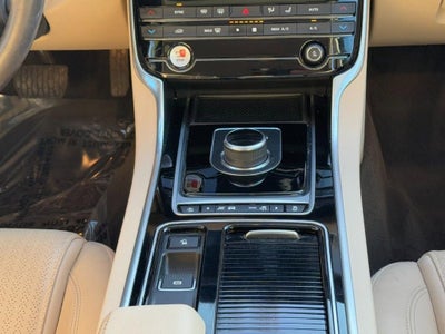 2018 Jaguar XF 35t Prestige