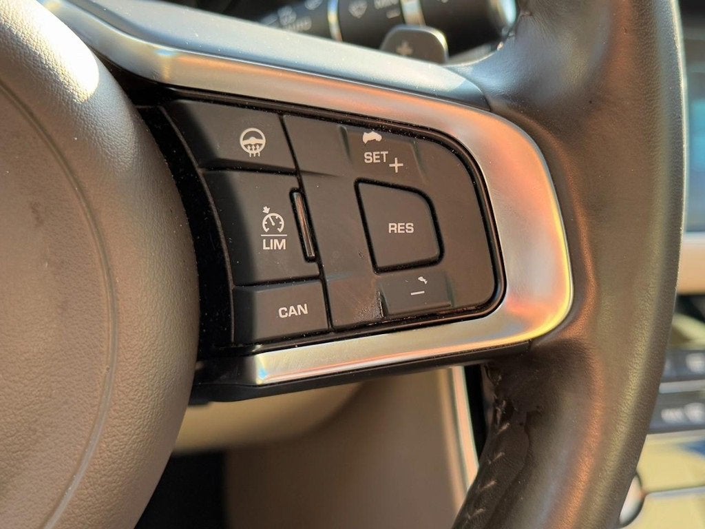 2018 Jaguar XF 35t Prestige