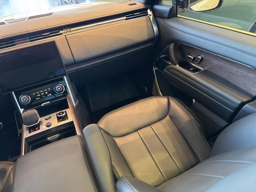 2023 Land Rover Range Rover Autobiography