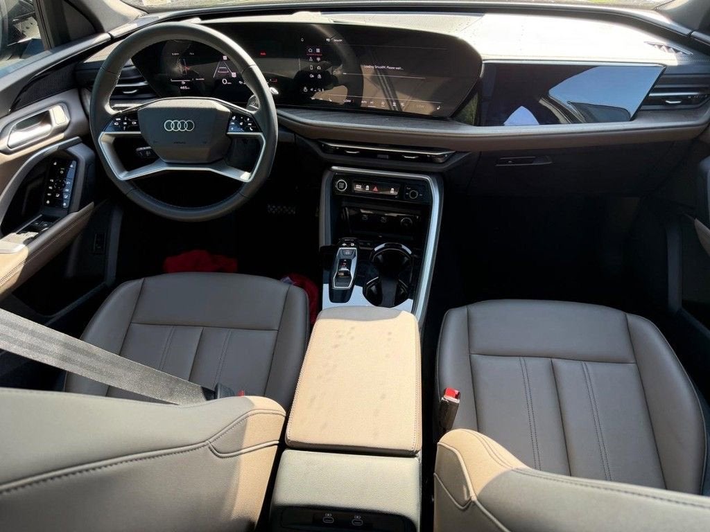2025 Audi Q5 Premium