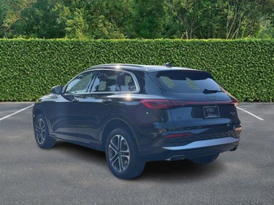 2025 Audi Q5 Premium