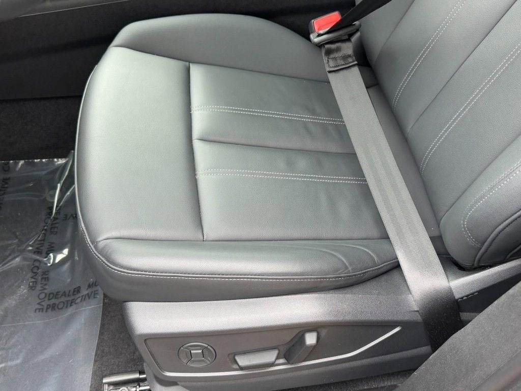 2025 Audi Q5 Premium