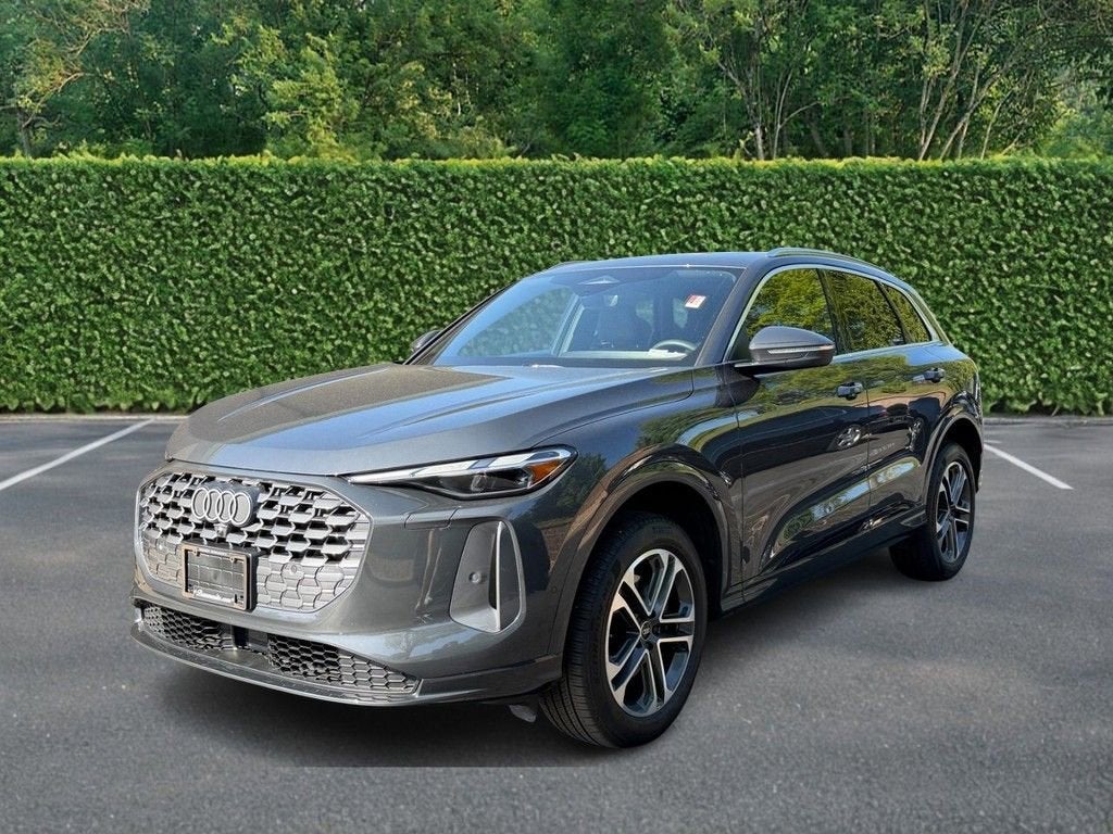 2025 Audi Q5 Premium