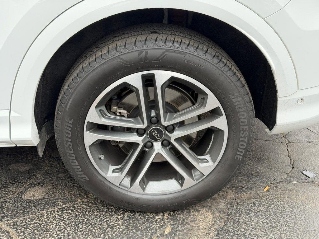 2025 Audi Q5 Premium