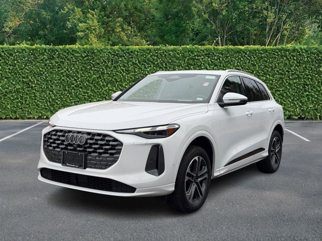 2025 Audi Q5 Premium