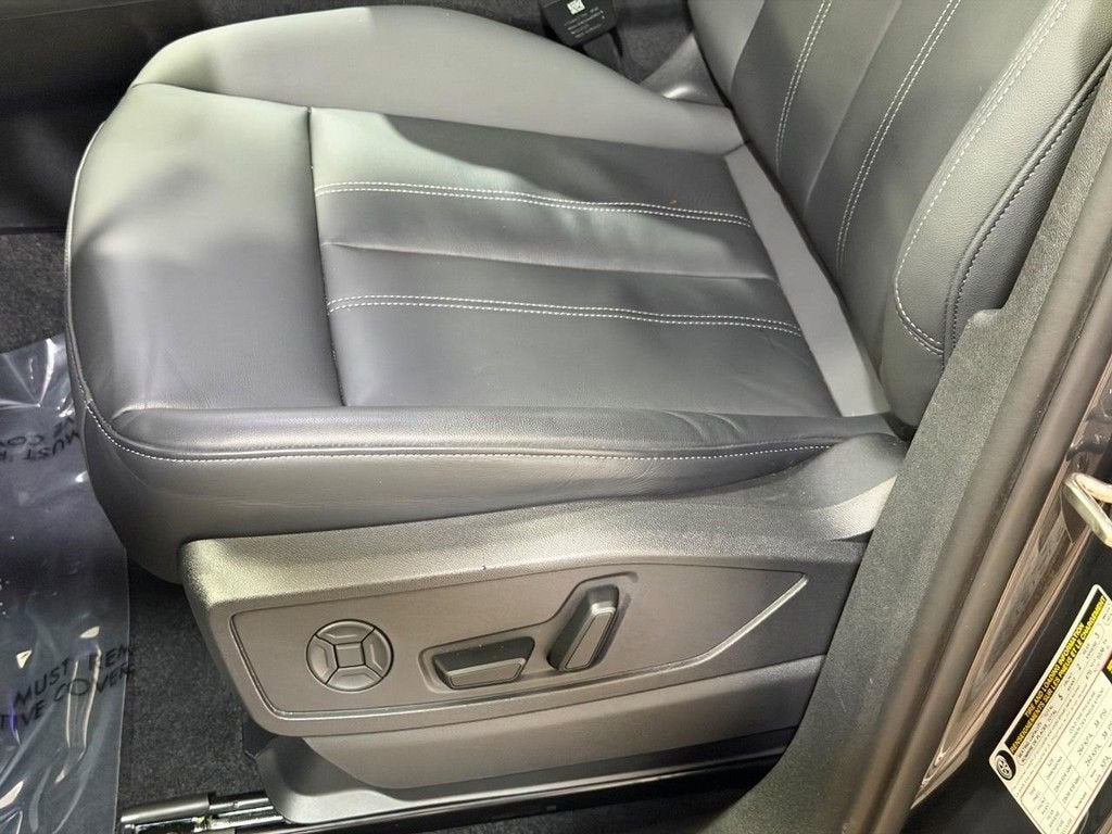 2025 Audi Q5 Premium