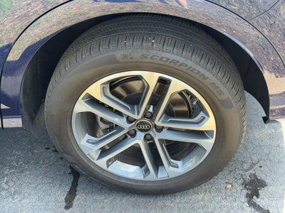 2025 Audi Q5 Premium