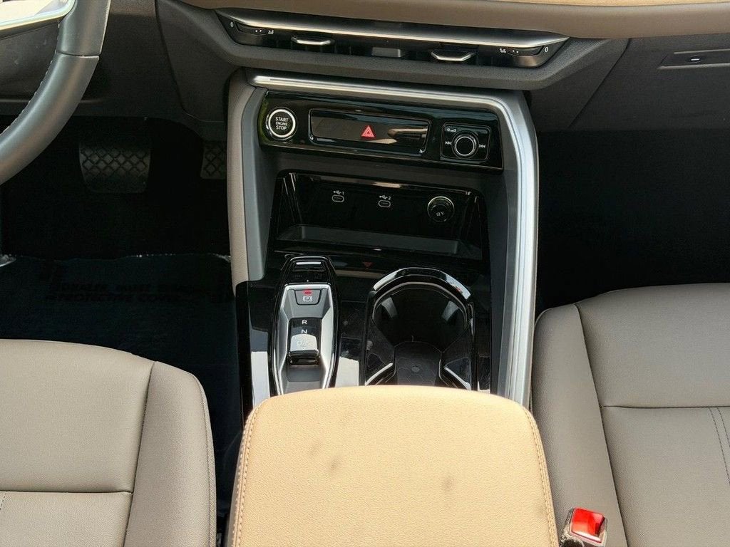 2025 Audi Q5 Premium