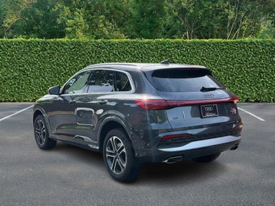 2025 Audi Q5 Premium