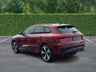 2025 Audi SQ5 Premium Plus