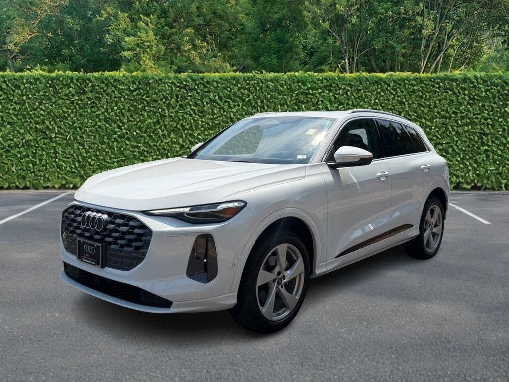 2025 Audi Q5 Premium Plus