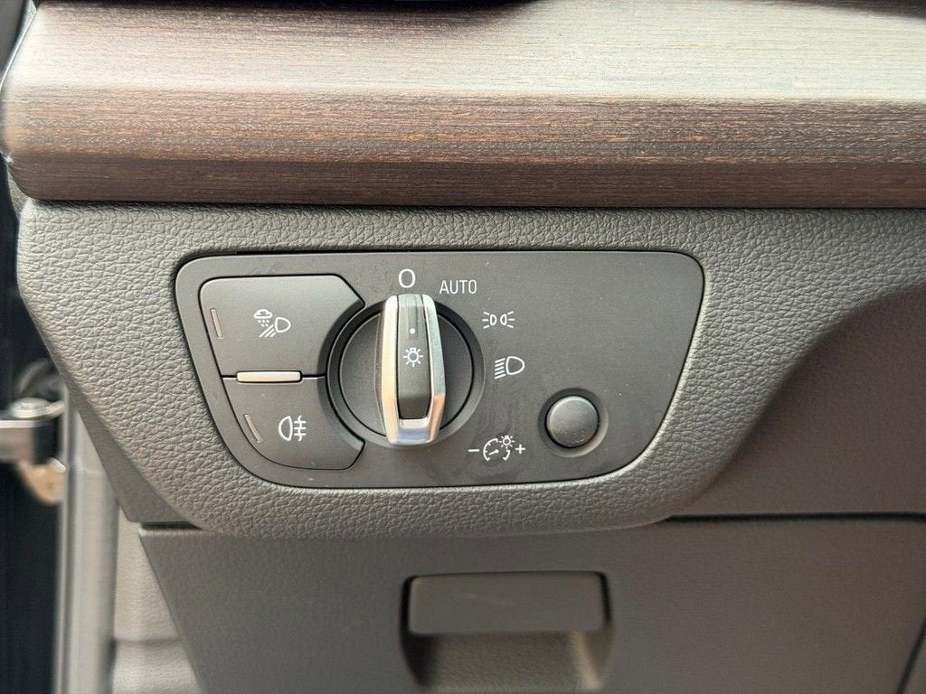 2025 Audi Q5 Sportback S line Premium