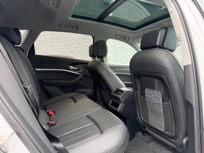 2024 Audi Q8 e-tron Premium Plus