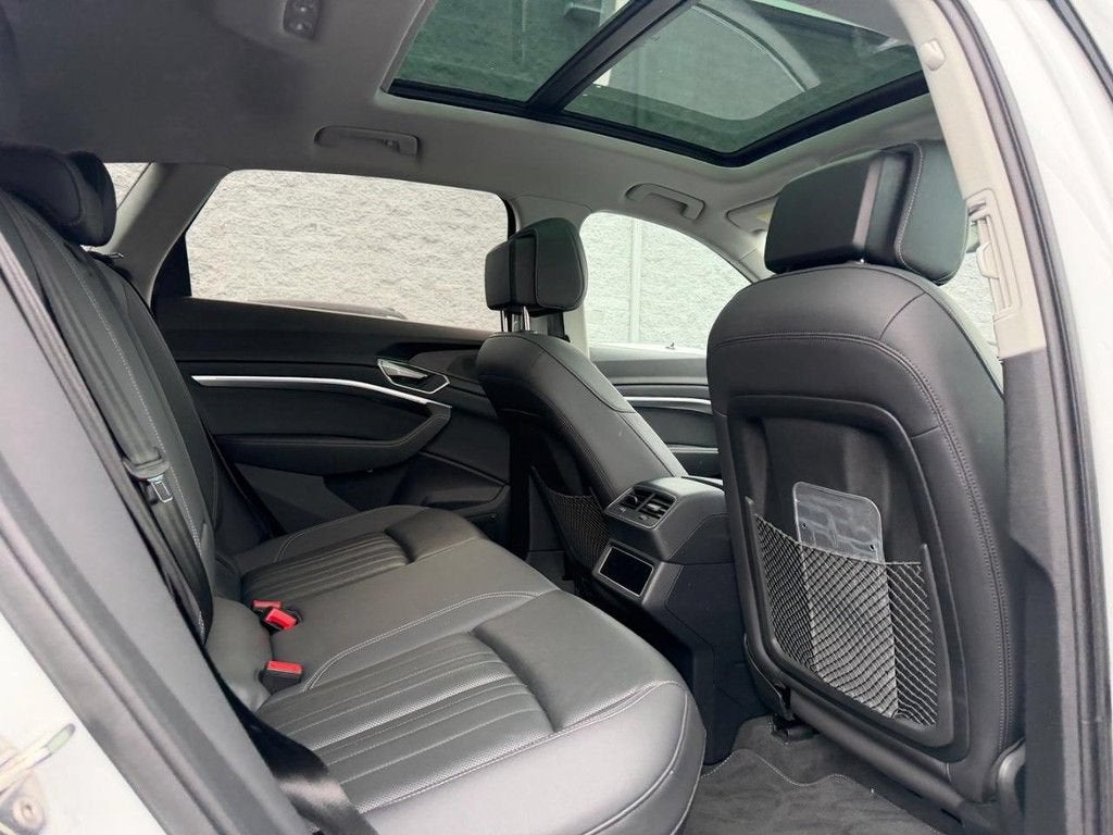 2024 Audi Q8 e-tron Premium Plus