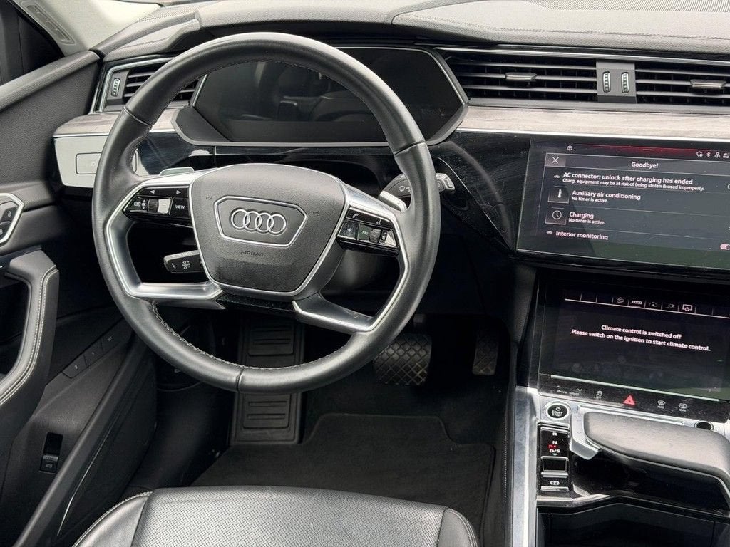 2024 Audi Q8 e-tron Premium Plus