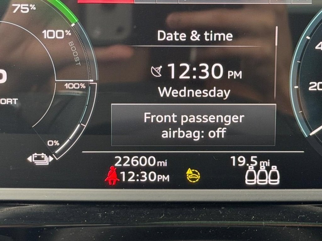 2024 Audi Q8 e-tron Premium Plus