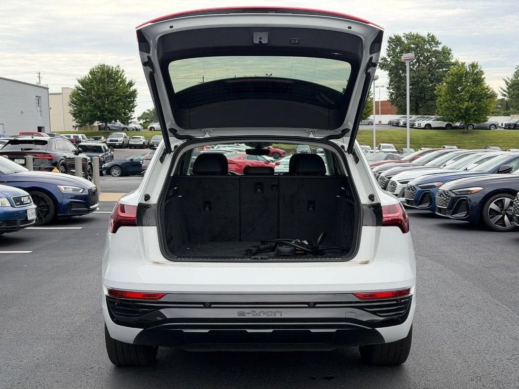 2024 Audi Q8 e-tron Premium Plus