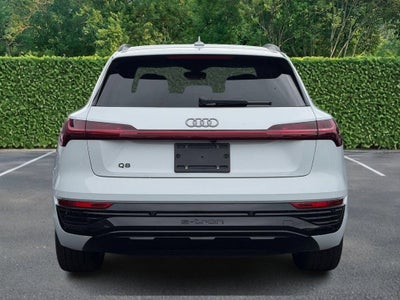 2024 Audi Q8 e-tron Premium Plus