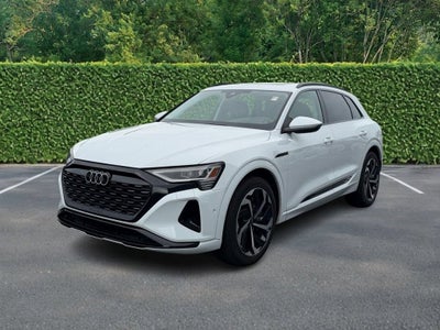2024 Audi Q8 e-tron Premium Plus